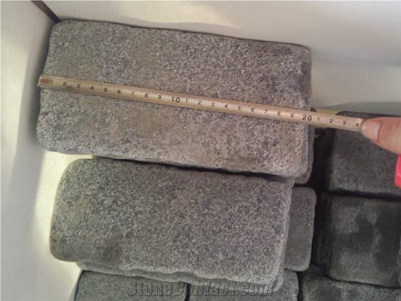 G654 Pangda Dark Granite Cobble Stone Flamed and Tumbled Finishing Cube Stone Pavers Landscaping Stone