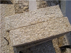 Chinese G682 Granite Kerbstones, Flamed Solid G682 Curbstone