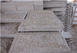G682 Granite Mushroom Stone, Yellow Granite Mushroomed Cladding
