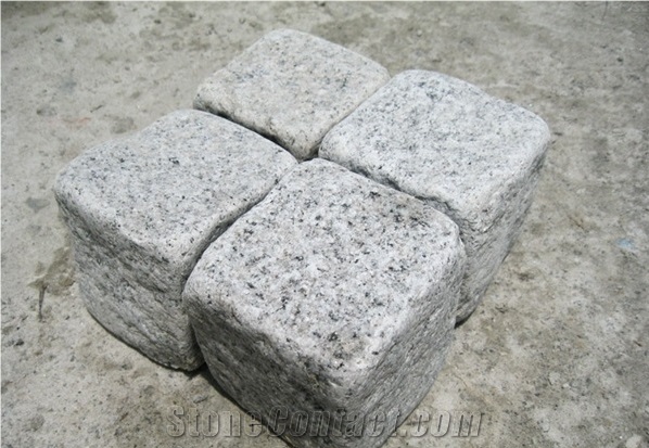 Good Quality Granite Cube Stone, Cobble Stone, Floor Covering, Stone for Outside Decoration