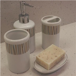 Bst White Color Quartz Stone Solid Surface for Countertops and Vanity Tops with High Gloss and Hardness