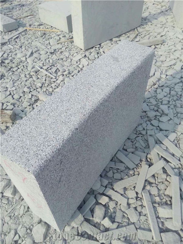 G341 Light Grey Granite Kerbstone Radius Fine Picked Bushhammered Curbstones Low Price