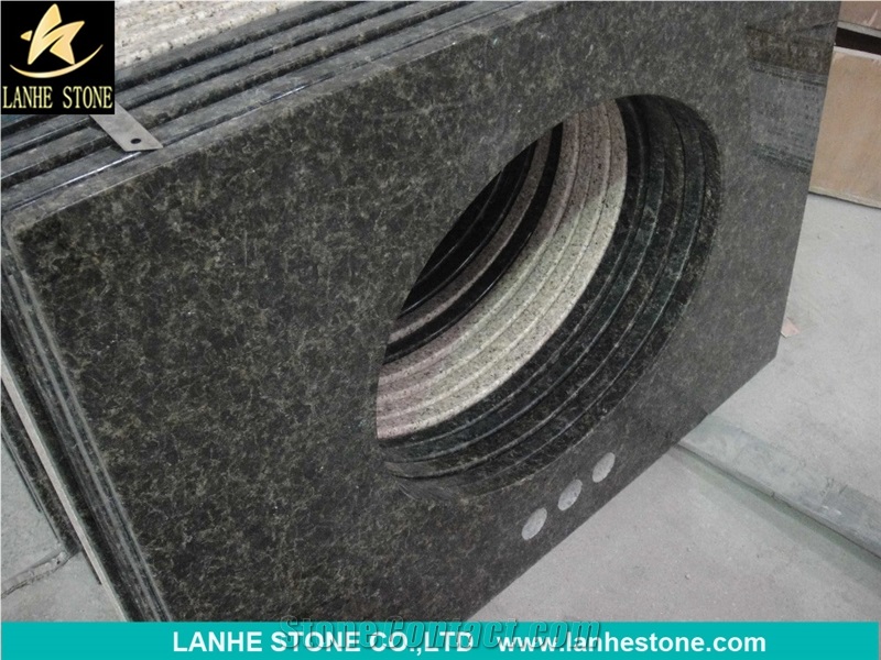 Pre Fabricate Verde Ubatuba Green Granite Kitchen Countertop with Cut Sink and Holes