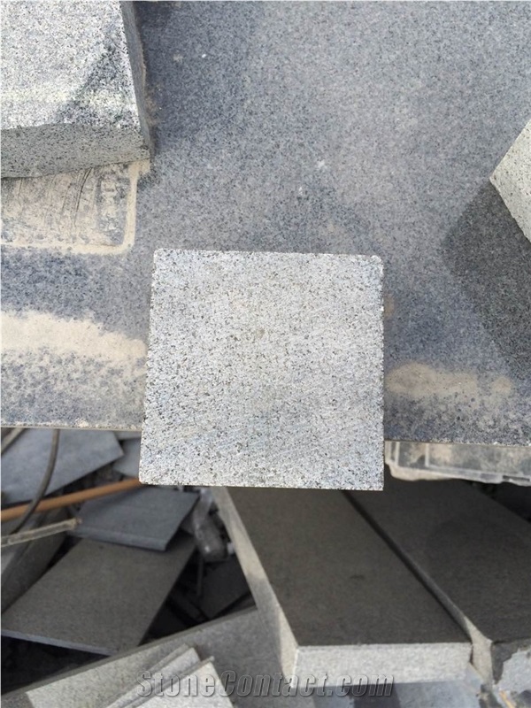 Fargo G654 Dark Grey Granite Cube Paving Stone, Black Sesame Granite All Sides Sawn Cut Cobble Stone for Garden Stepping Walkway/Driveway Paving