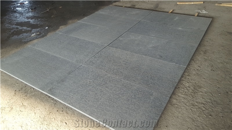 Fargo Mongolia Black Basalt Flamed Tiles and Slabs, Chinese Black Basalt Flamed Tiles, China Black/Absolute Black Basalt Floor Covering Tiles