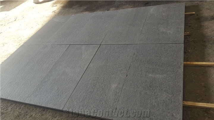 Fargo Mongolia Black Basalt Flamed Tiles and Slabs, Chinese Black Basalt Flamed Tiles, China Black/Absolute Black Basalt Floor Covering Tiles