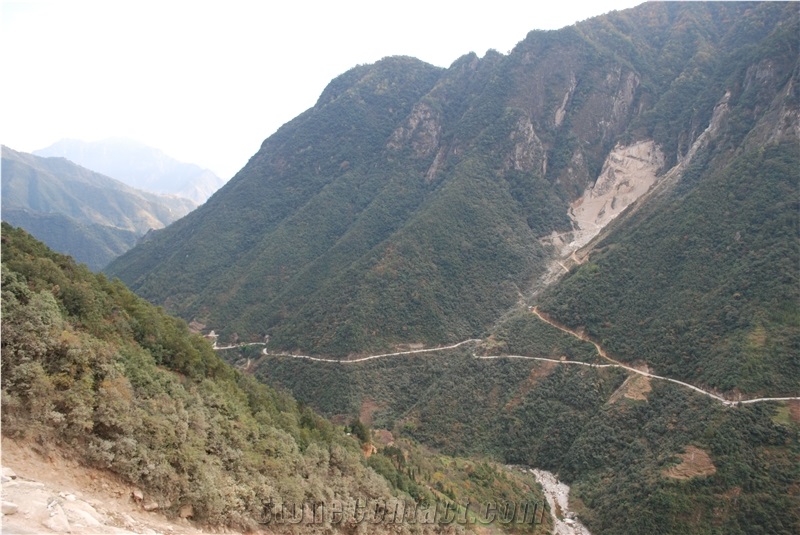Pear White Granite Quarry/ Blocks