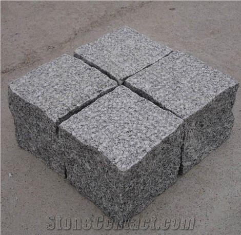 Natural Grey Granite G603 Cube Stone/Cobble/Paving Stone from China