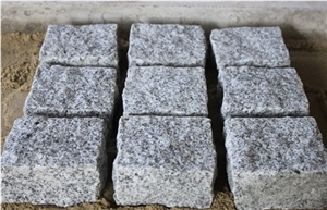 Natural Grey Granite G603 Cube Stone/Cobble/Paving Stone from China