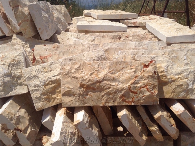 Hamwi Mbouz Limestone Mushroom Stone, Beige Limestone Mushroom Wall
