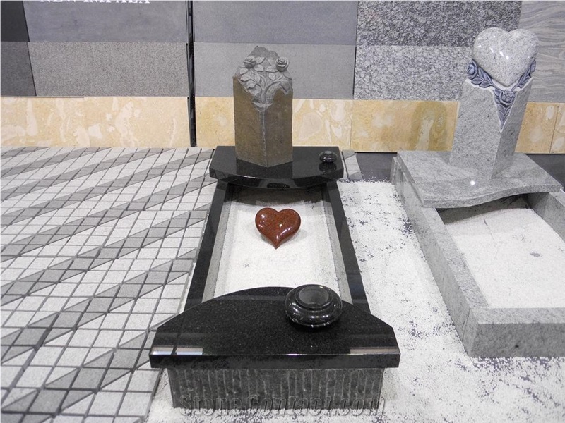China Black Granite Polish Tombstone / Monument