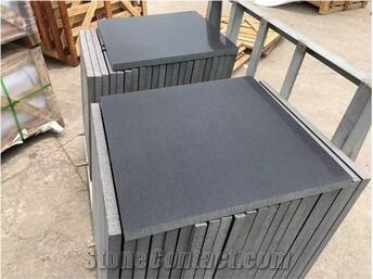 China Black Hainan Basalt Tile