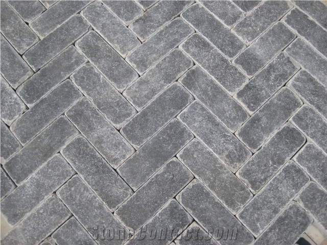 China Blue Limestone Blue Stone Honed & Tumbled Antique Paver Cube Setts Tile Kerbstone Boarder