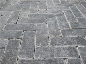 China Blue Limestone Blue Stone Honed & Tumbled Antique Paver Cube Setts Tile Kerbstone Boarder