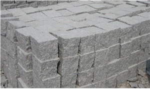 G341 China Light Grey White Granite Paving Sets Cube Stone Paver