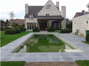 Ynan Blue Stone by Vsi Pool Borders and Tiles