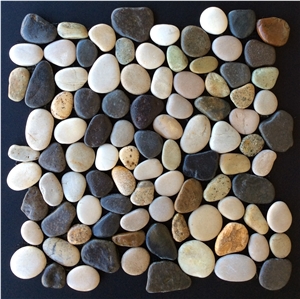 Bali Trend Pebble Mosaic Tile on Mesh