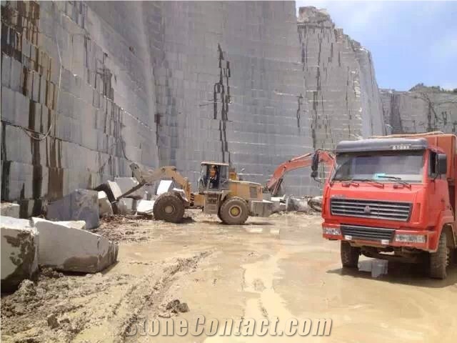 G654 Wall Cladding with Hole/China Black Granite for Wall and Floor/Wall Panels/Slab and Tile