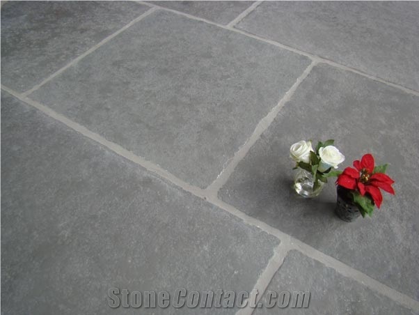 Classical Grey Limestone - Semi Honed