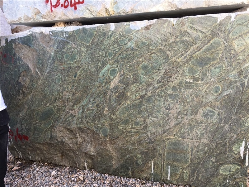 Breccia Seattle