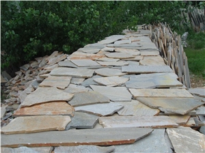 Irregular Rustic Slate Flagstone