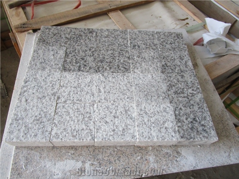 Flamed Surface China G655 Granite Cubestone, G655 Paving Stone, G655 Cobble Stone
