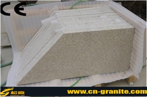China Gold Granite Kerbstone Chinese Yellow Wall Cladding Yellow Curbstone Standard Kerbstone Sizes