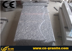 China Spray White Granite Gravestone,Plished Spray White Granite Monument & Tombstone for Poland Market China Spray White Granite Gravestone,Plished Spray White Granite Monument & Tombstone for Poland Market