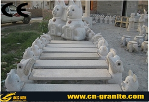 G682 China Yellow Rusty Granite Animal Sculpture Garden Bench Wood Slats for Cast Iron Bench Park Bench