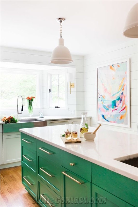 Bst Quartz Stone Polished Surfaces Kitchen Tops and Customized Edges Available for 2/3cm Thick