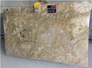 Indian Alaska Gold Granite Slabs, Yellow Polished Granite Floor Tiles, Wall Tiles
