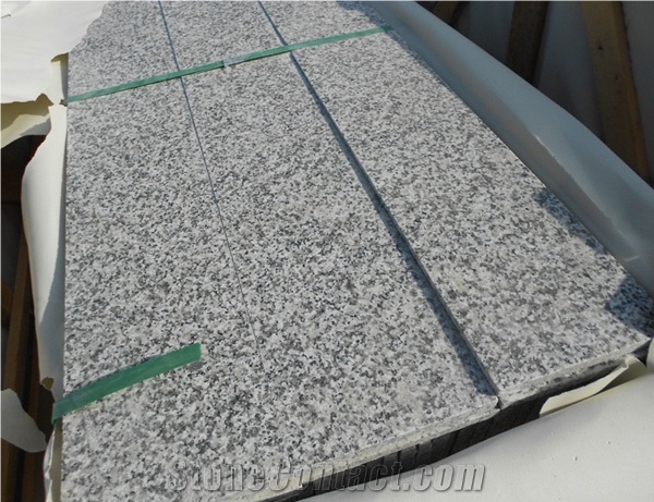 Light Grey G623 Granite Flooring and Floor Tiles