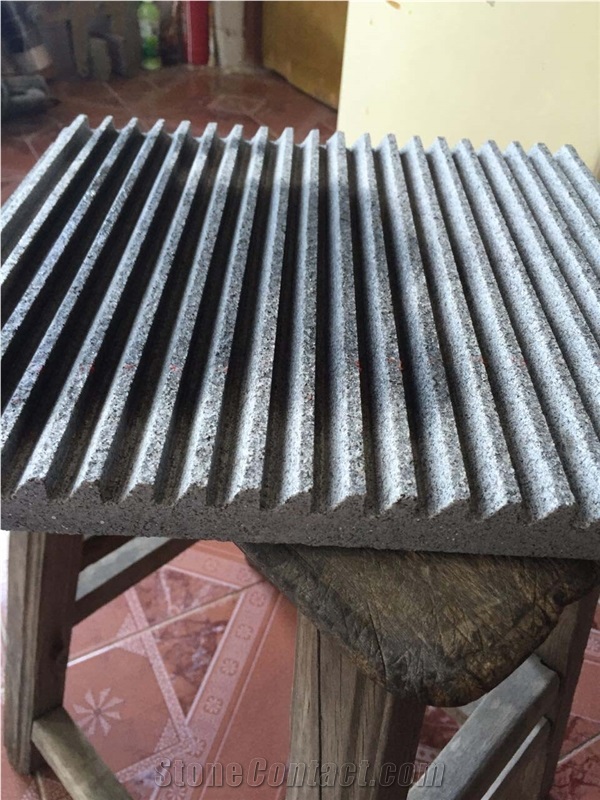 Rough Dark Grey G654 Granite Tiles Waterflow
