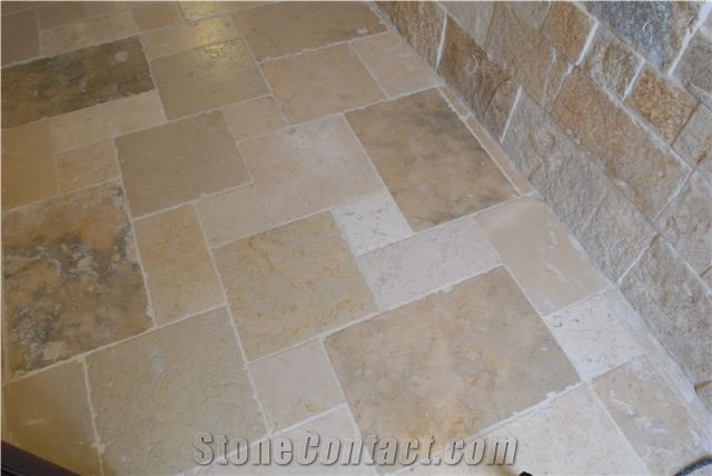 Pietra Di Trani Tumbled Pavement