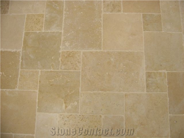 Pietra Di Trani Tumbled Pavement