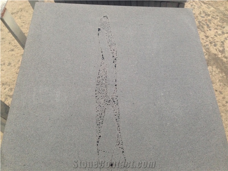 Hainan Black Basalt Sawn 400 Grit Tiles, Dark Bluestone Sawn 400 Grit with Cats Paws Tiles, China Black Basalt Floor Tiles, Black Basalt Walling & Flooring Sawn 400 Grit Tiles