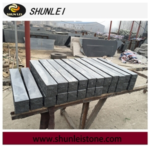 Natural Surface Stone Garden Palisade, Dark Grey Granite Mushroom Stone