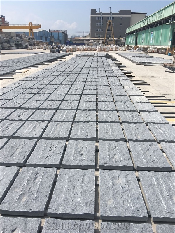 A Quality G654 Sesame Grey Granite Split Face Cube Stone/Cobblestone Pavers for Outside Exterior Stone Stepping Paverments/Paving Sets