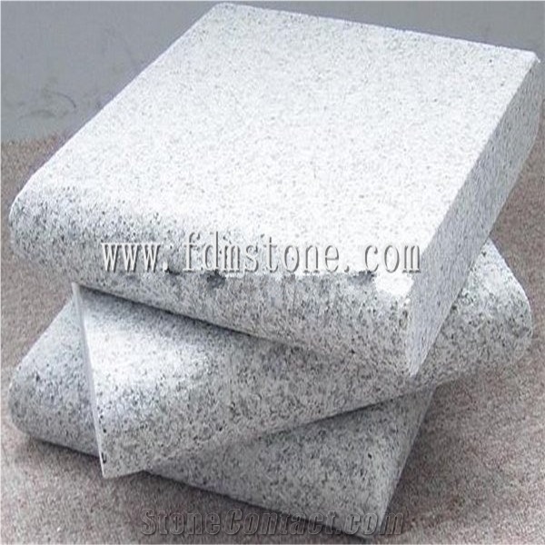 Bullnosed Granite Pool Coping