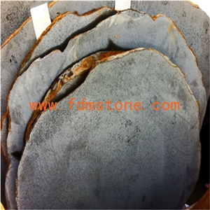 Zhangpu Andesite Basalt Flamed Flagstone, Machine Cut Black Basalt Patio, Random Andesite Sawn Flagstone Driveway Bushhammered Pavers
