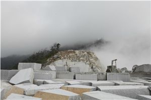 China Granite Block, Quarry Owner, Good Quality, Big Quantity, Granite Tiles & Slabs, Granite Wall Covering Tiles，Exclusive Color