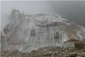 China Granite Block , Quarry Owner, Good Quality, Big Quantity, Granite Wall Covering Tiles，Exclusive Color