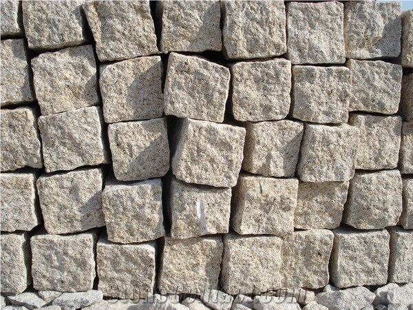 G682 Granite Cube Stone, China Yellow Rust Granite Cobble Stone for Paving Outside