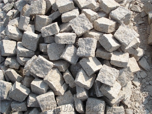 G682 Granite Cube Stone, China Yellow Rust Granite Cobble Stone for Paving Outside
