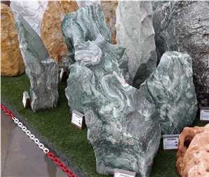 Green Atlantis Pillar