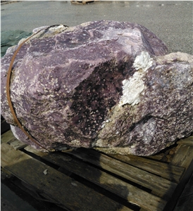 Mica Rosa Monolith