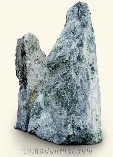 Verde Alpi Pillar, Green Marble Monoliths