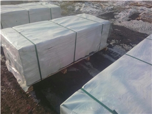 China Black Granite 6 Sides Polished Monuments