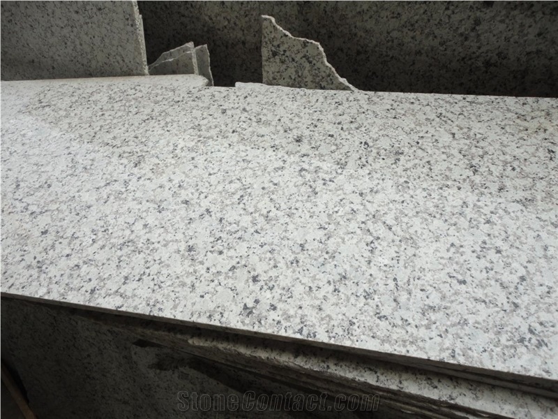 Magnolia White Granite Slabs & Tiles