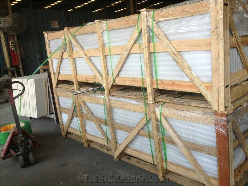 Own Factory, White Quartz Stone Countertops, White Quartz Kitchen Bench Tops, Engineered Stone Kitchen Countertops, Xiamen Winggreen Manufacturer